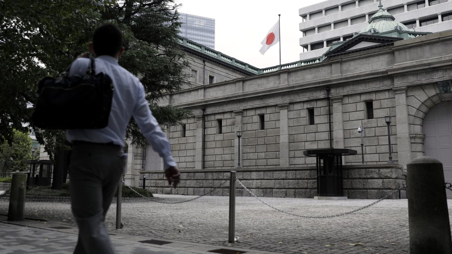 Bank of Japan diperkirakan akan mempertahankan suku bunga minggu ini — survei CNBC