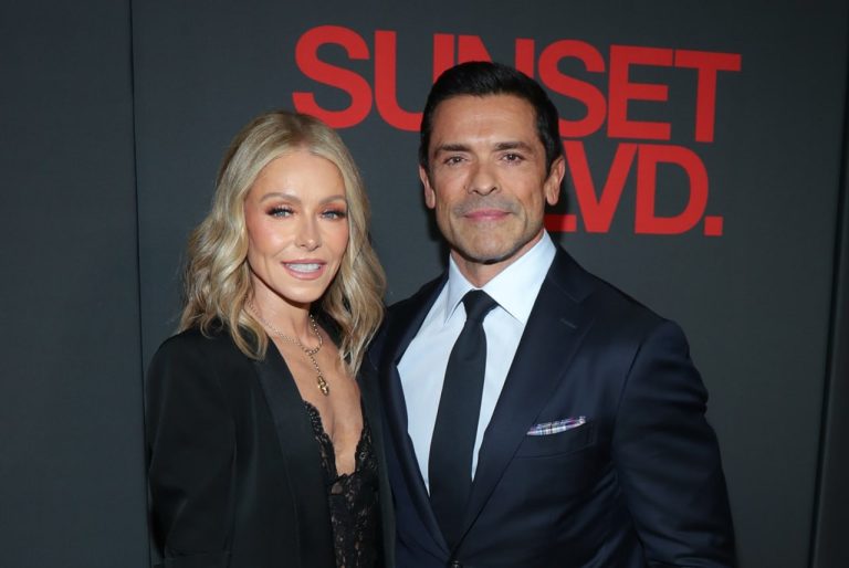 ‘Kami hidup bersama dengan baik’: Kelly Ripa dan Mark Consuelos memamerkan townhouse NYC senilai  juta