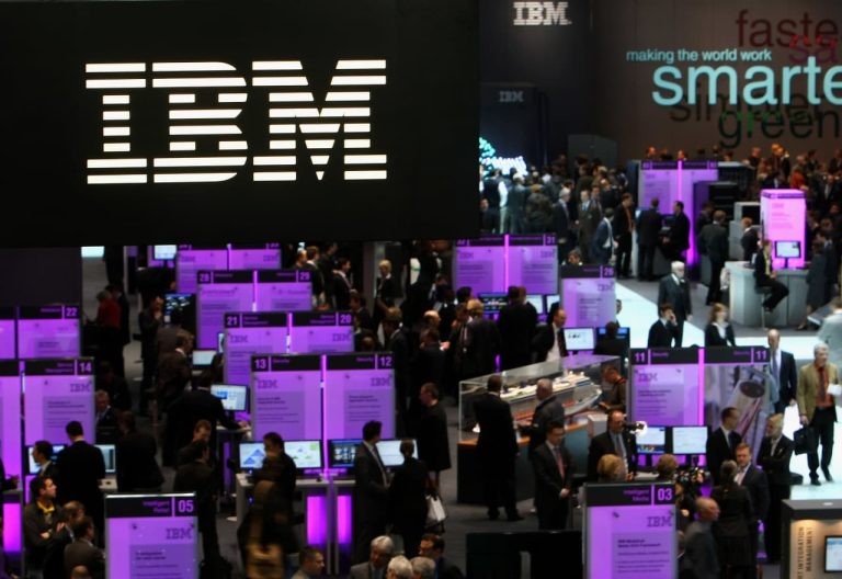 Saham IBM telah melewatkan reli kuantum tetapi masih bisa menjadi tiket Anda untuk mengikuti tren panas tersebut