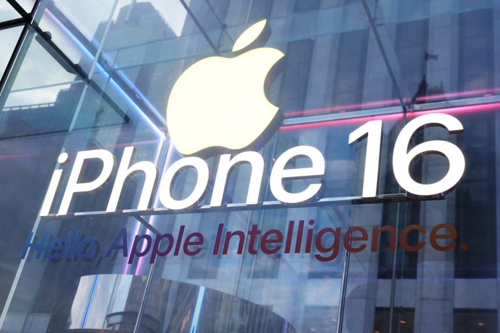 Stok Apple mungkin melihat hari terburuknya sejak 2022. Berikut adalah 2 kekhawatiran besar.