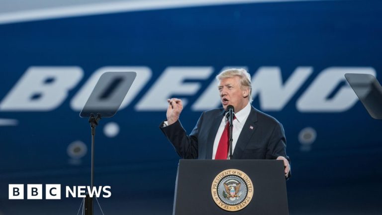 Boeing dan Google masing-masing menyumbangkan  juta untuk pelantikan Trump