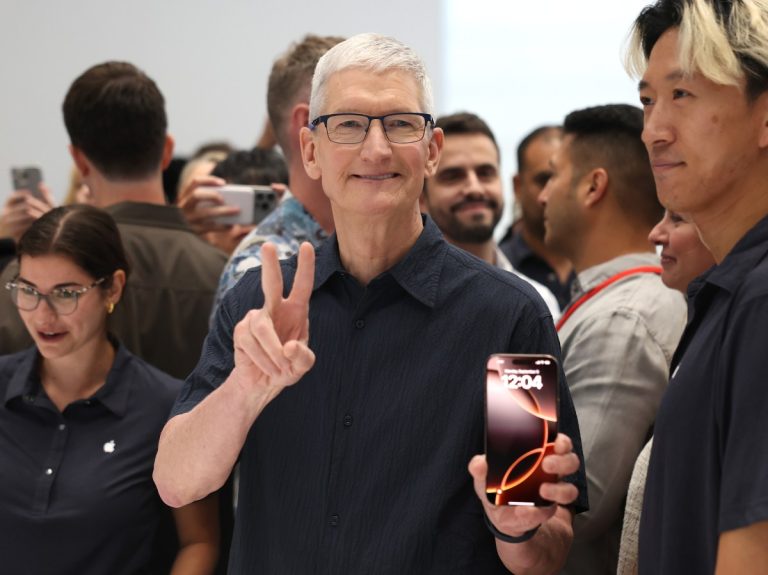 CEO Apple mengatakan Deepseek menunjukkan ‘inovasi yang mendorong efisiensi’