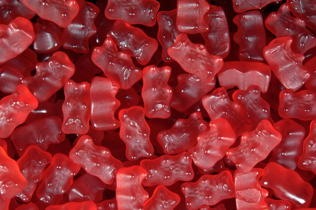 Inilah berapa banyak gummy bear merah yang harus Anda makan untuk mendapatkan terlalu banyak pewarna Merah No.3