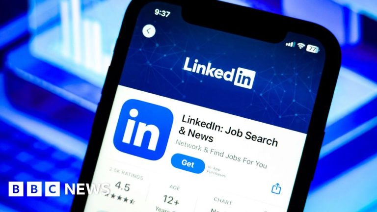 LinkedIn dituduh menggunakan pesan pribadi untuk melatih AI