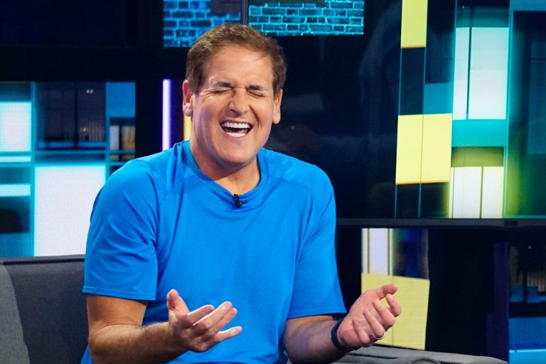 Mark Cuban Menggoda Membuat Koin Meme Sendiri Seperti Donald Trump