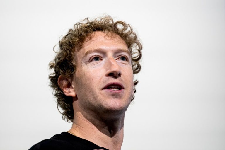 Zuck mengabaikan Deepseek, bersumpah untuk menghabiskan ratusan miliar untuk AI