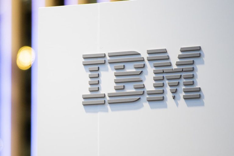 Mengapa saham IBM mengalami hari terbaik sejak era dot-com