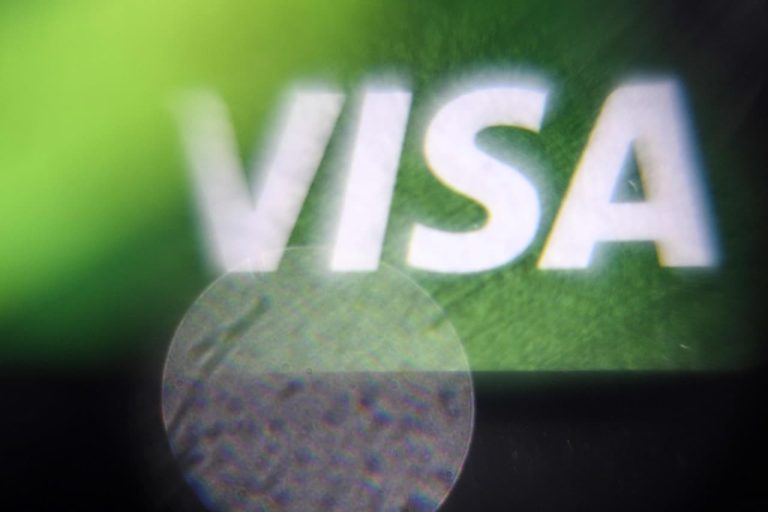 Mengapa saham Visa bisa menjadi lebih baik dibandingkan Mastercard tahun ini