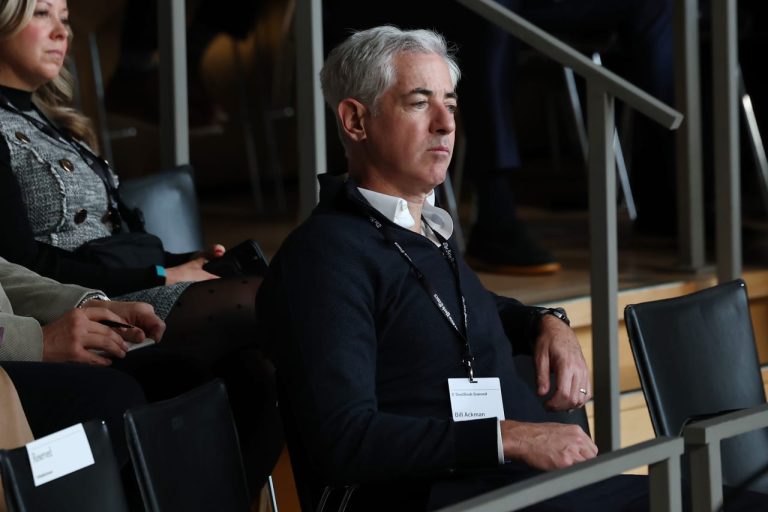 Miliarder Bill Ackman terus mengutak-atik salah satu investasi jangka panjangnya. Sekarang dia ingin mengubahnya menjadi ‘Berkshire Hathaway modern’.