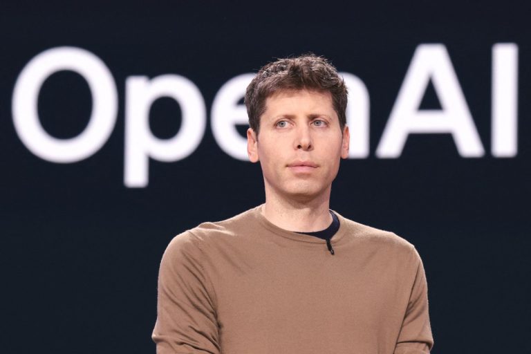 OpenAI kehilangan uang karena paket ChatGPT Pro yang mahal, kata CEO Sam Altman