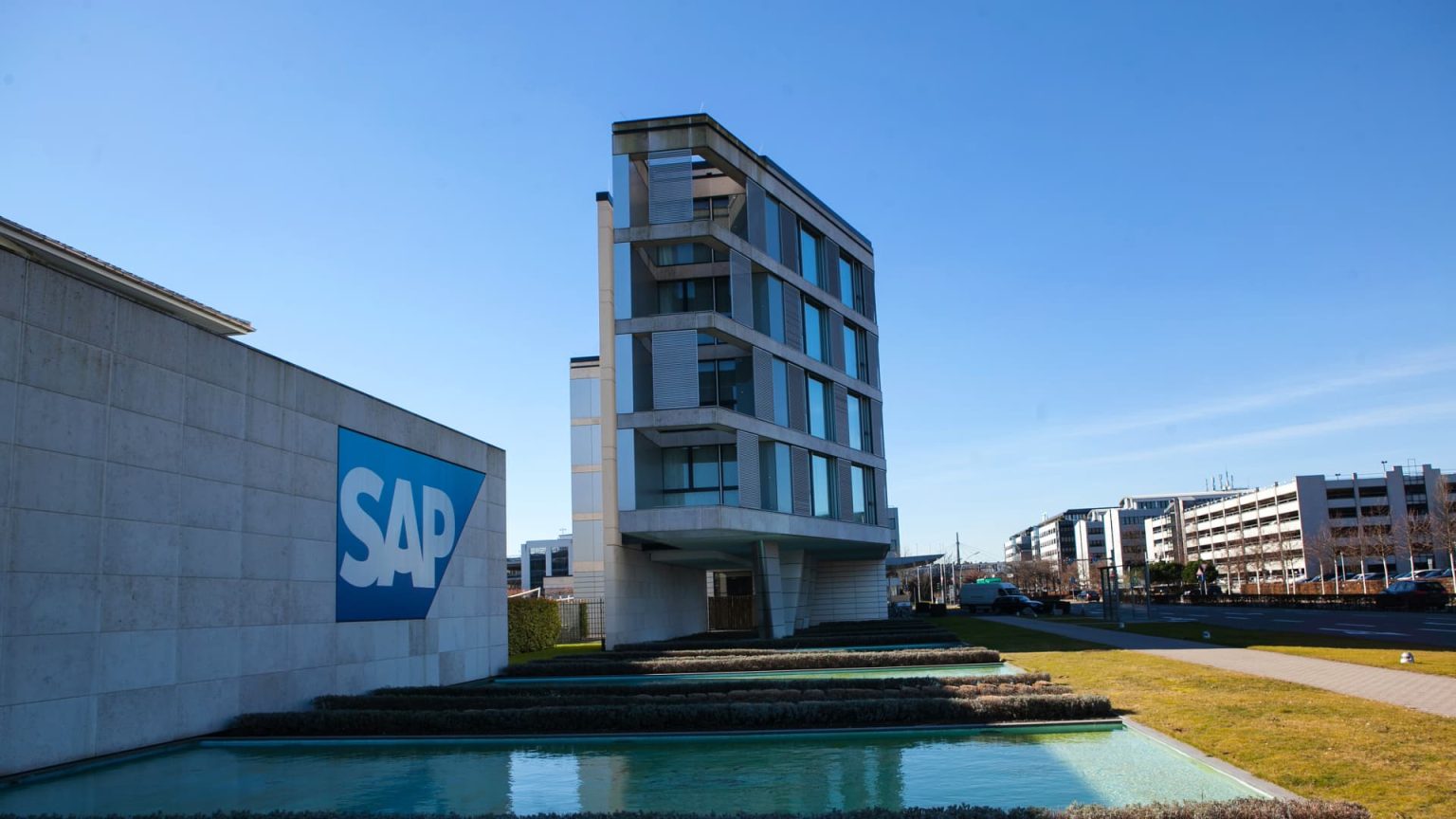 SAP Upgrade Outlook As Cloud CFO mengatakan Deepseek adalah kabar baik