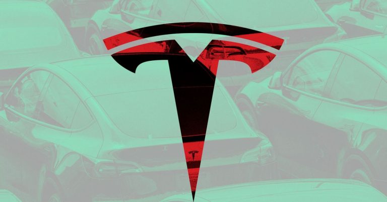 Tesla menarik kembali 200.000 kendaraan dengan komputer terpasang yang rusak