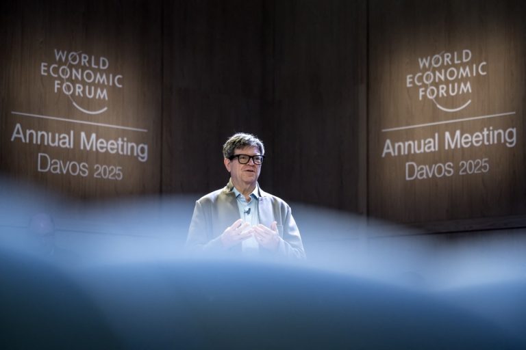 Yann LeCun dari Meta memperkirakan ‘paradigma arsitektur AI baru’ dalam 5 tahun dan ‘dekade robotika’