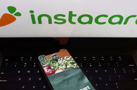 Instacart Stock Falls Saat Prakiraan Laba Datang Singkat