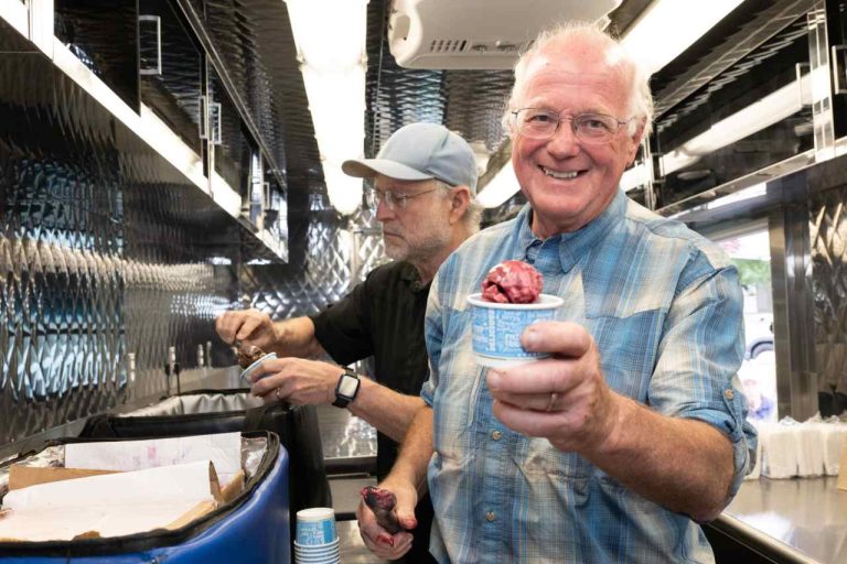 Maker Ben & Jerry Set untuk mendaftar di tiga pertukaran sebagai perkiraan Unilever ‘Start lebih lambat’