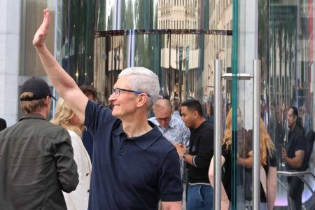 Mengapa stok Apple telah bertahan karena ‘tujuh megah’ telah goyah