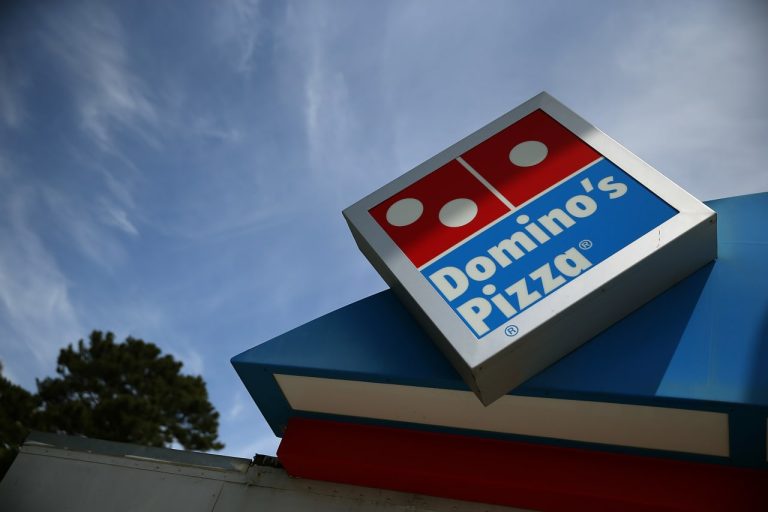 Saham Saham Pizza Domino tentang Pendapatan dan Penghasilan Miss As Us Same Store Sales Discevers