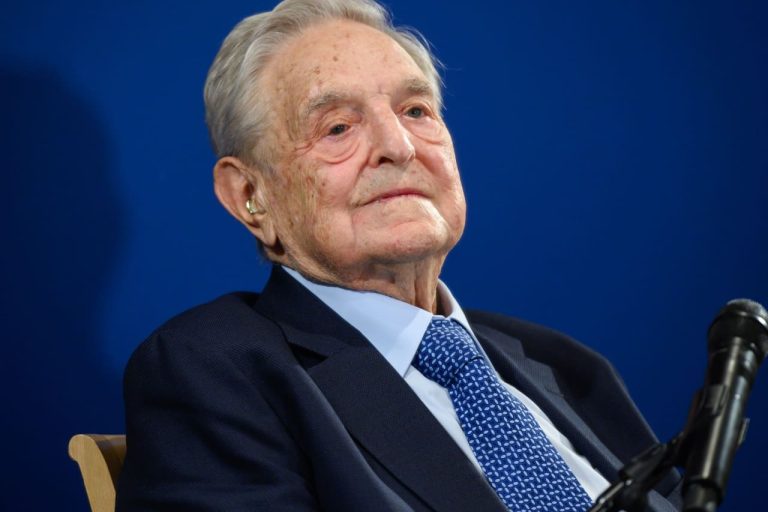 Soros Fund mencondongkan tubuh ke dalam permainan teknologi besar dan AI – tetapi bagian -bagian dengan raksasa perbankan ini