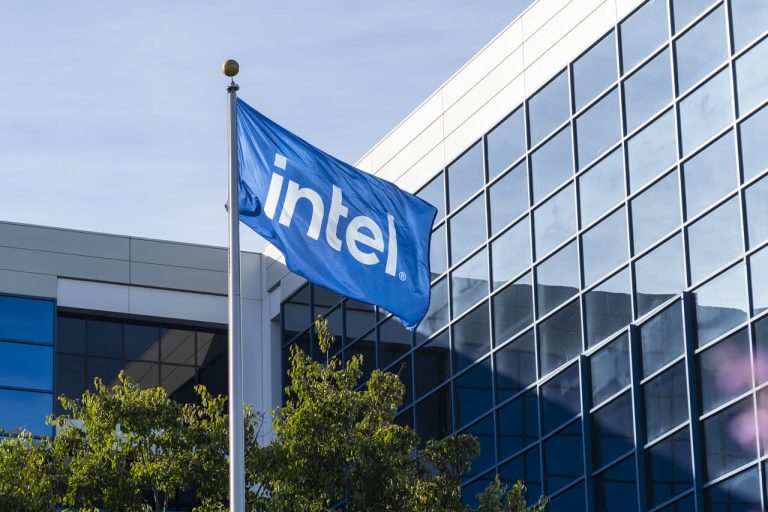 CEO baru Intel menempatkan uangnya di tempatnya