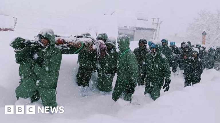 Empat tewas dan beberapa hilang setelah longsor Himalaya India