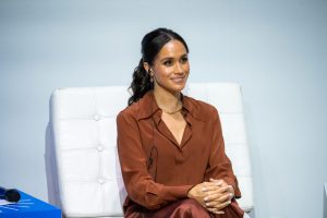 Meghan Markle meluncurkan podcast tentang pendiri wanita