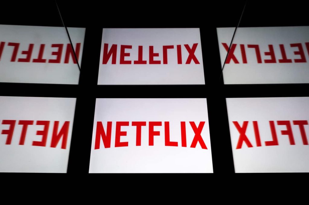 Netflix membayar $ 55 juta untuk sebuah pertunjukan. Jaksa penuntut mengatakan pencipta itu meledakkannya di Rolls Royces dan Crypto.