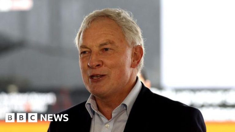 Selandia Baru Menembak Utusan Inggris Phil Goff atas Komentar Trump